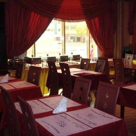 Gulf Pearl Hotel Дубай Экстерьер фото