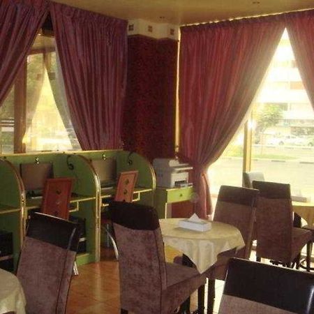 Gulf Pearl Hotel Дубай Экстерьер фото